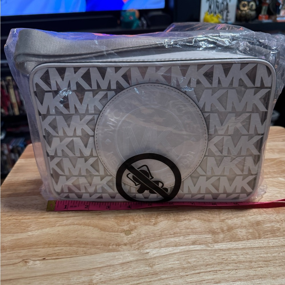 Rare!! Michael Kors Clear and Gray Logo crossbody Bag